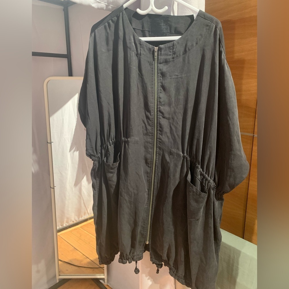 Women's Black dress - Picture 1 of 3